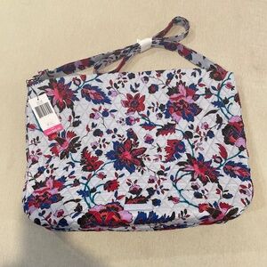 NWT Vera Bradley Vineyard Floral Hobo Bag